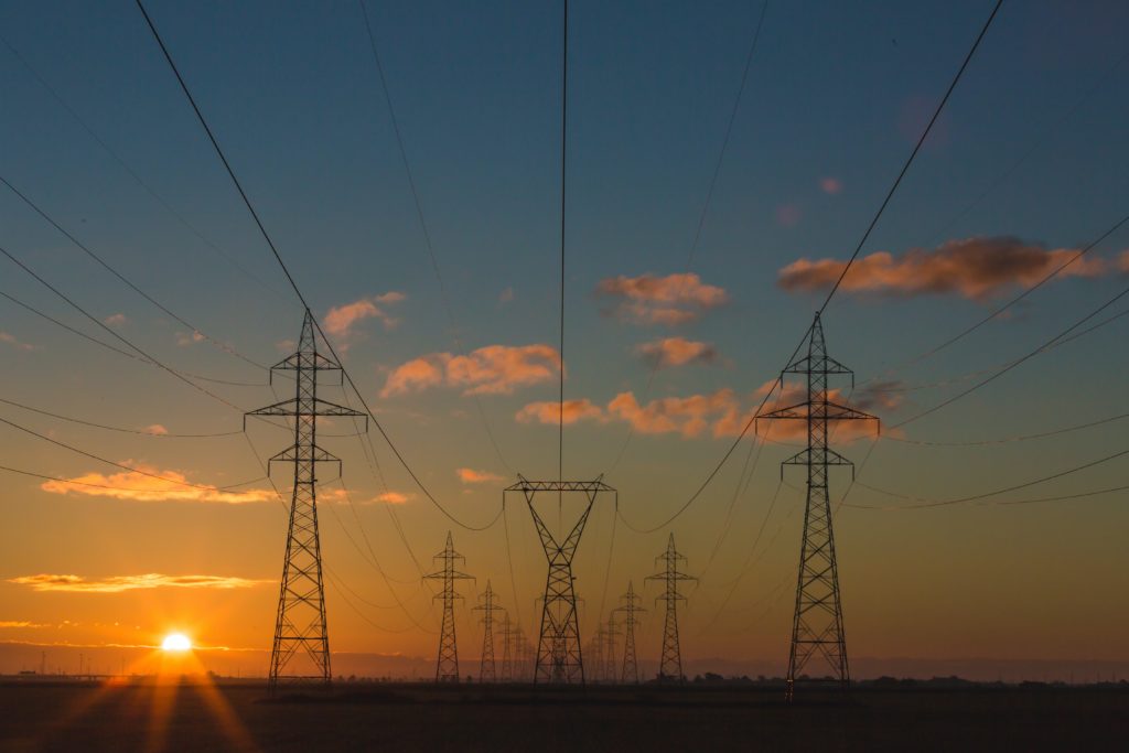 MKiŚ: 60% cen energii to koszt uprawnień do emisji CO2