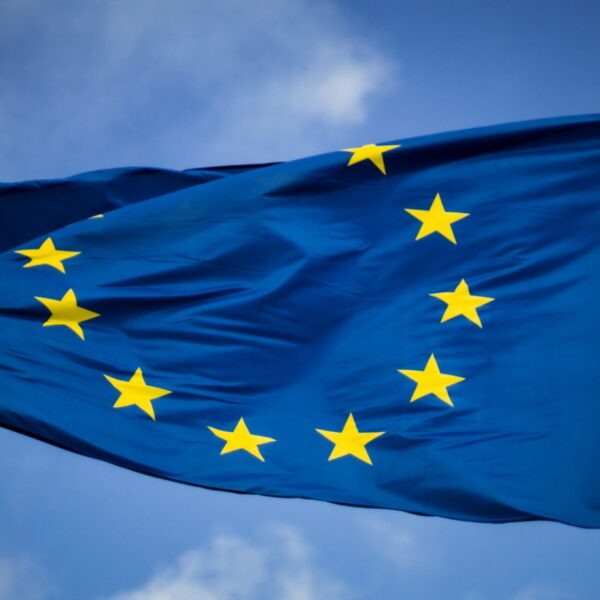 Komisja Europejska Unia Europejska flaga