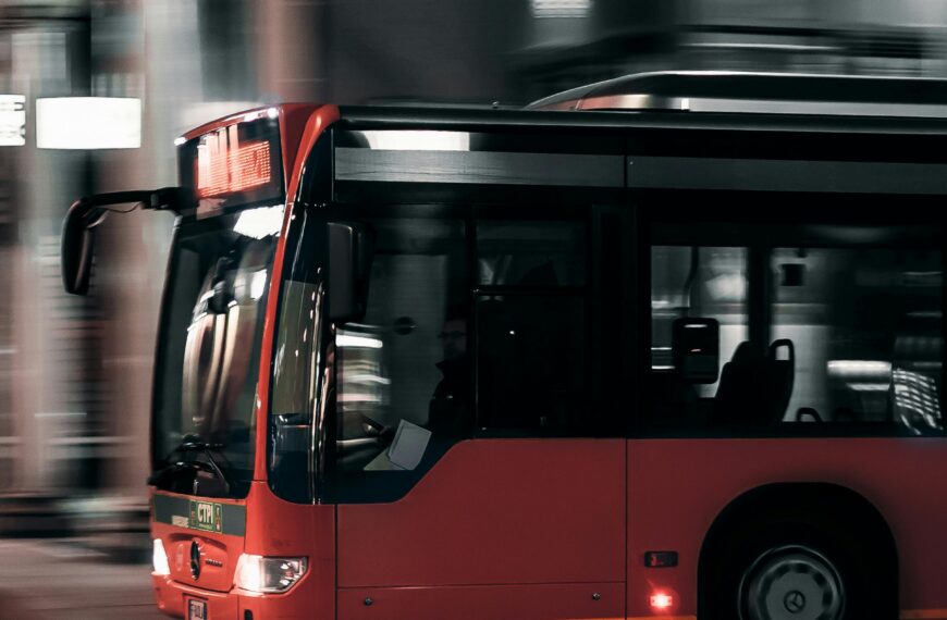 Bezemisyjny transport publiczny w UE do 2050 roku. Czy to możliwe?