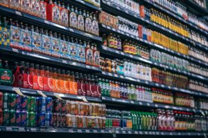 System kaucyjny obejmie butelki i puszki