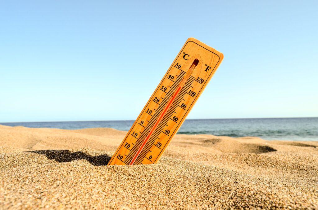 Największa liczba zgonów w Warszawie miała miejsce 1 sierpnia 1994 roku, kiedy zanotowano rekordową temperaturę +36,4°C Fot. Freepik