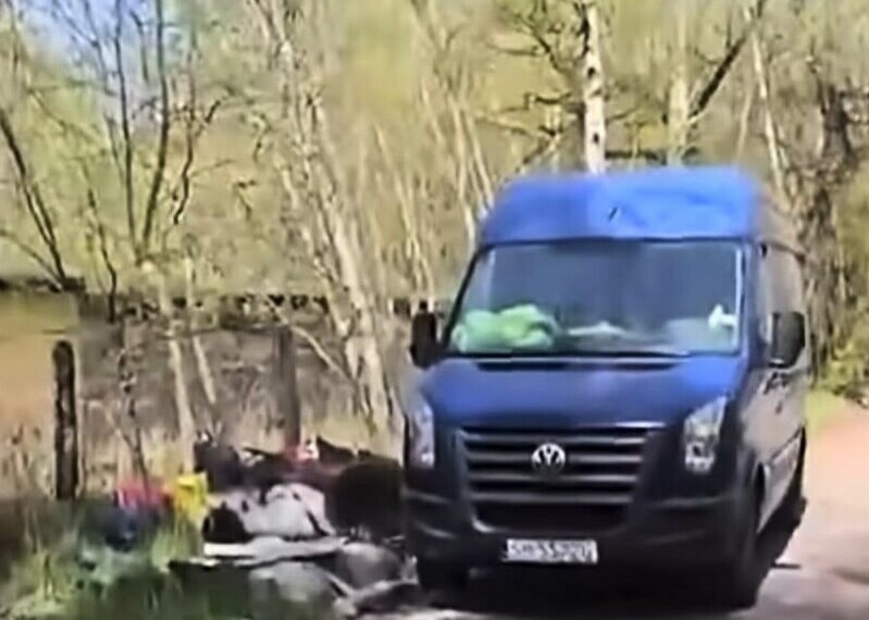 Nielegalne wyrzucanie odpadów