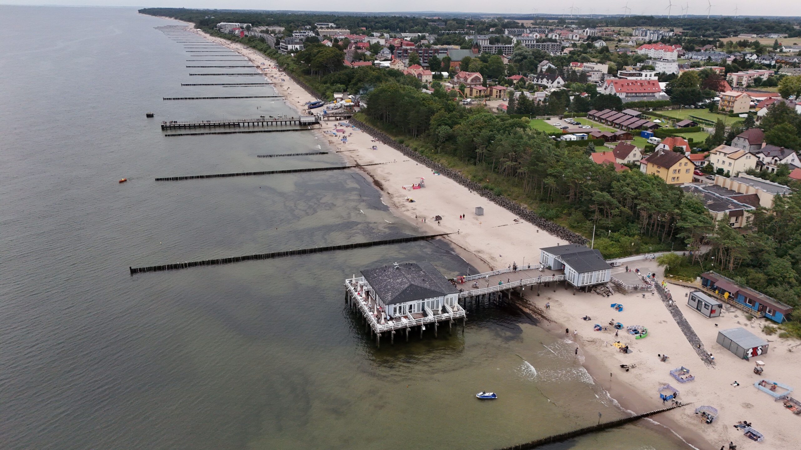 Sanepid zamyka kolejne kąpieliska nad Bałtykiem Fot. Pexels